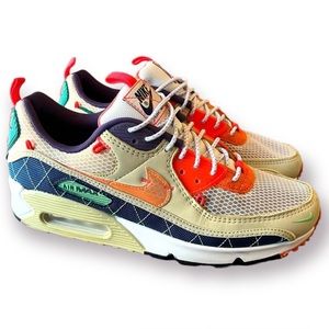 Air Max 90 Trail Team Gold